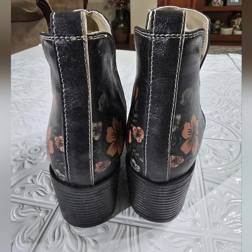 Goby Black Floral Boho Ankle Boots